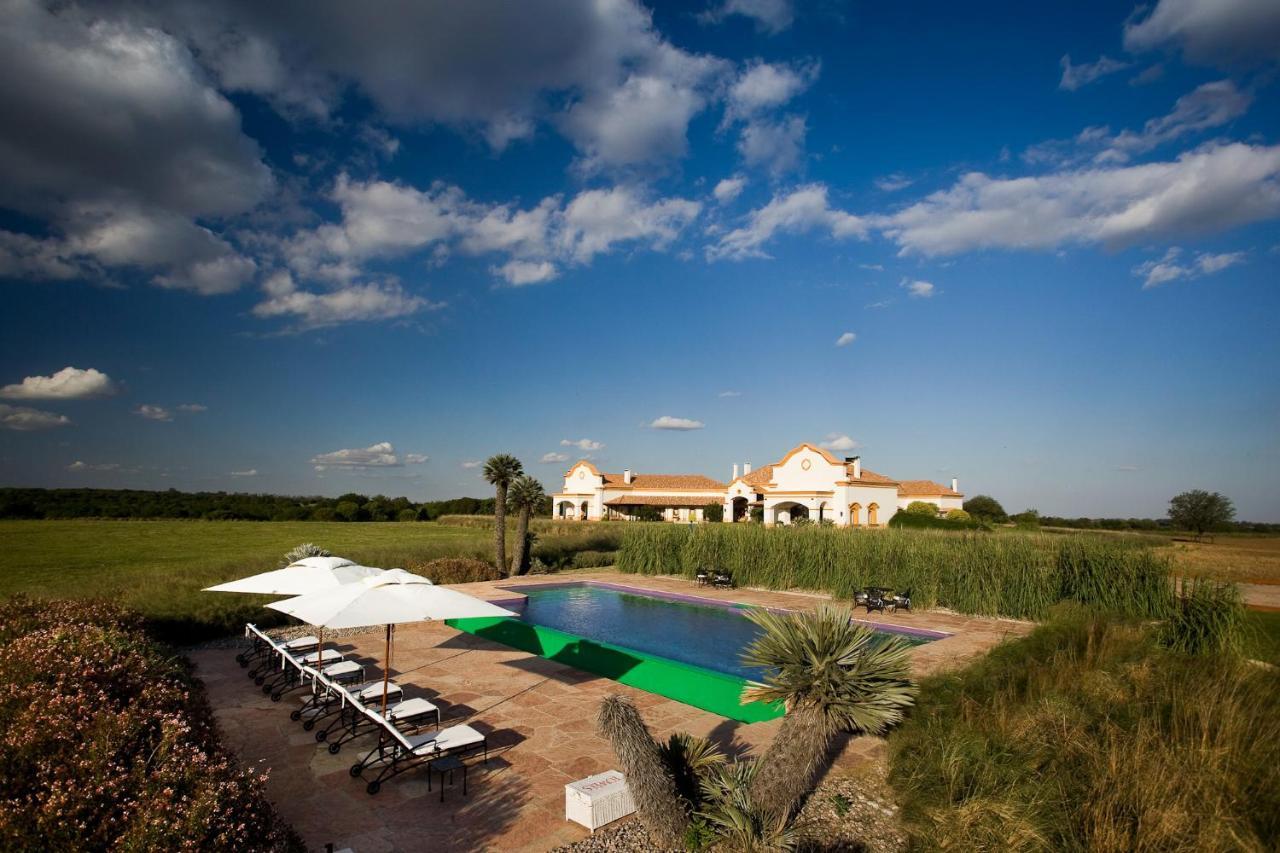 El Colibri - Relais & Chateaux Santa Catalina  Bagian luar foto
